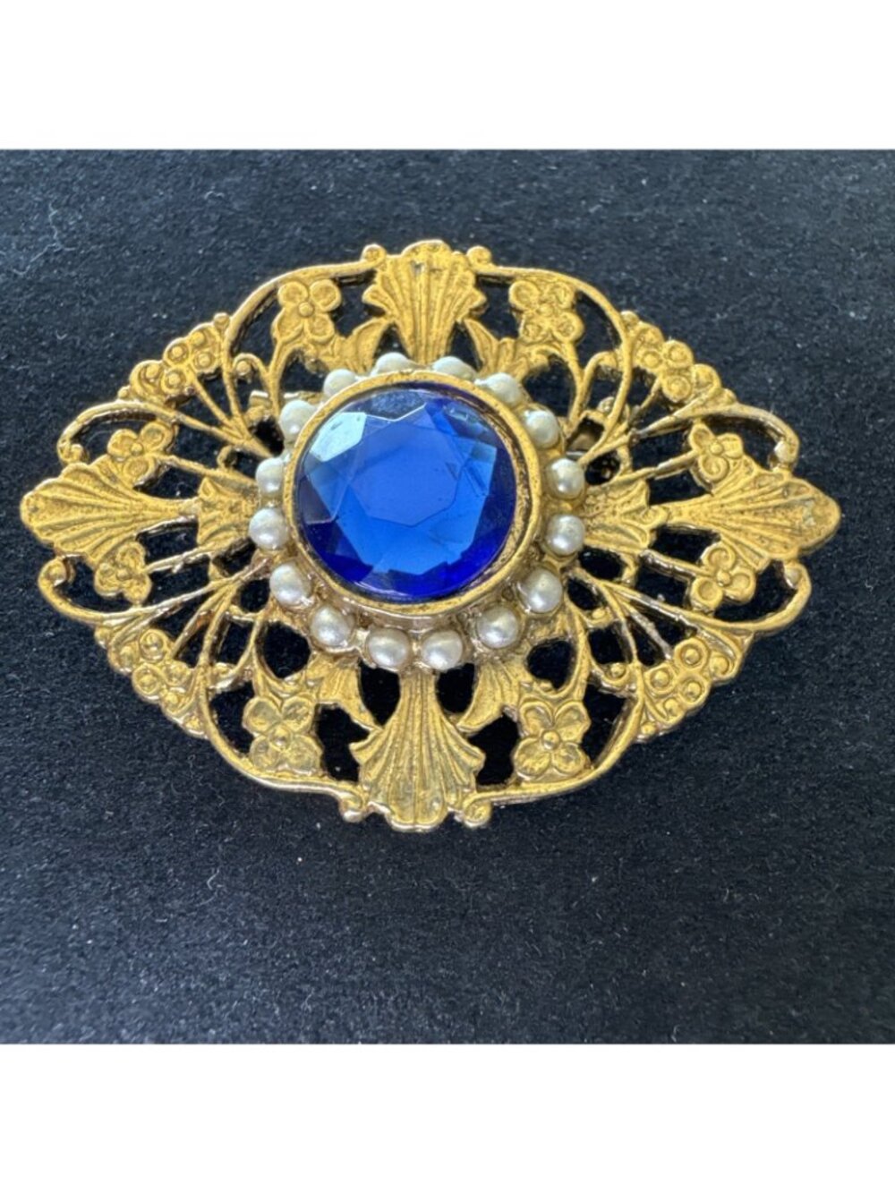 Vtg Gold-Tone Brooch Blue Faceted Glass Stone Faux Pearl Accents Floral Filigree - Picture 9 of 11